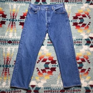 Vintage Levi’s 501 90s jeans 32x26
